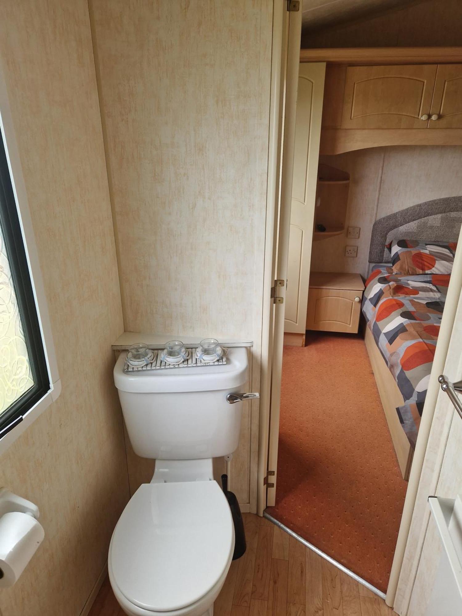 Sea Viev Hideaway At Clarach Bay 2 Bedrooms Pet Friendly Gm5 Holiday home